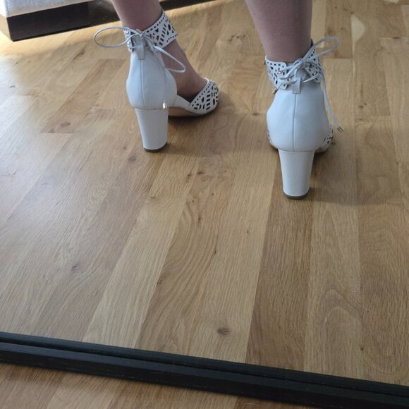 Bared Footwear - White Cutout Heels - Size 42 - Picture 9 of 10